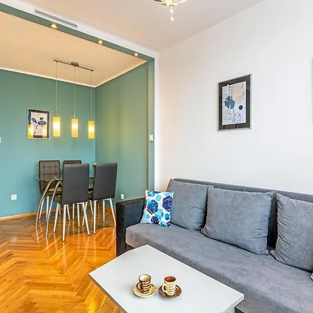 Almanak Rp7 Apartment Gdansk